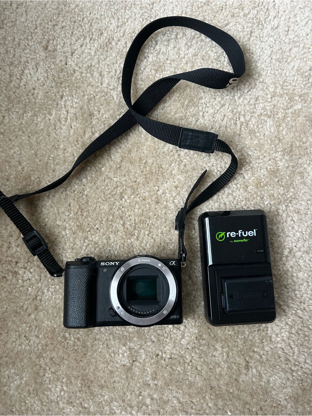 Sony a5100 Mirrorless Camera Body + CHARGER AND BATTERY + Strap